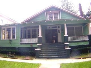 1121 33rd St, Savannah, GA 31404-2813