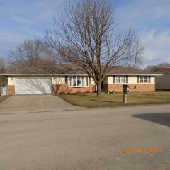 305 John St, Thomasboro, IL 61878-9631