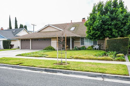 946 Mathewson Ave, Placentia, CA 92870-2141