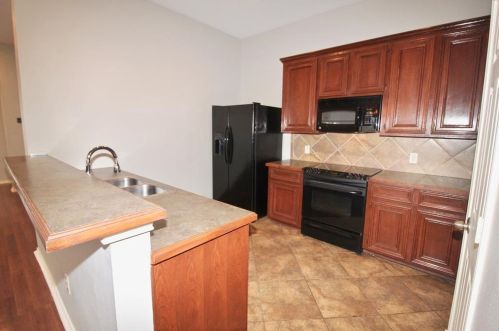 7116 Granger Ridge Ln, Richmond TX  77407-3664 exterior