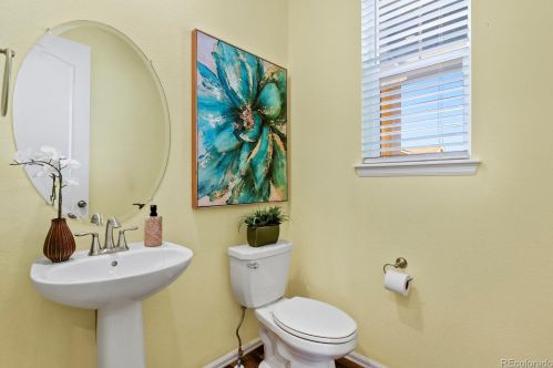 1075 Grand Baker Ct, Aurora CO  80018 exterior