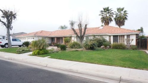 2353 Dutra Way, Madera, CA 93637-4934