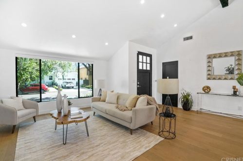 14001 Morrison St, Van Nuys, CA 91423-1940