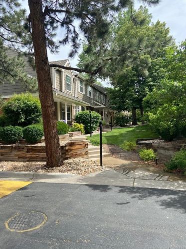 6848 Briarwood Dr, Englewood, CO 80112-1157