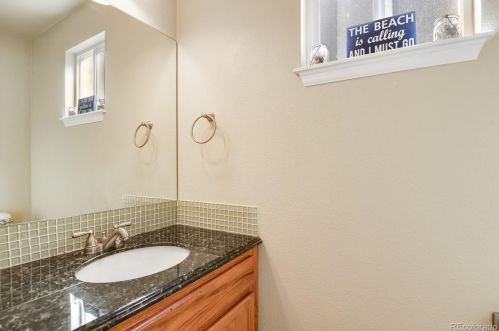 4277 Himalaya Way, Aurora CO 80013-6078 exterior