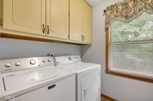 4153 Highway 155, Stockbridge GA  30281-4011 exterior