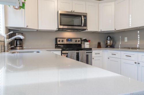 1275 Grape St, Denver CO 80220-5233 exterior