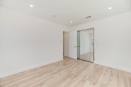 7812 Peachtree Ave, Van Nuys CA  91402-6514 exterior