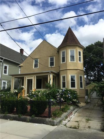 32 Sumter St, Providence, RI 02907-1914