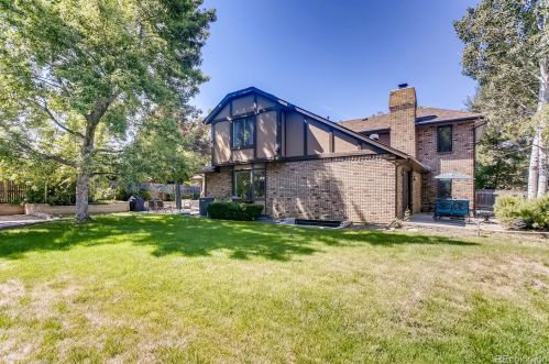 9015 Colorado Cir, Denver CO  80231-2923 exterior