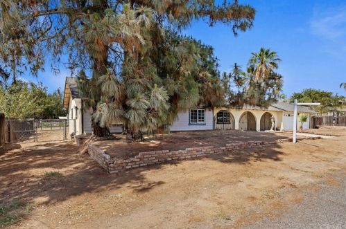 661 Bridle Ln, Norco, CA 92860-2120