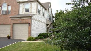 2912 Stonewater Dr, Naperville IL  60564-4691 exterior