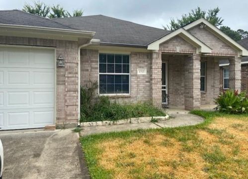 1713 Longview St, Conroe TX  77301-4078 exterior