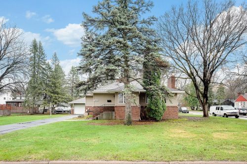 1848 4th St, Saint Paul MN  55110-3165 exterior