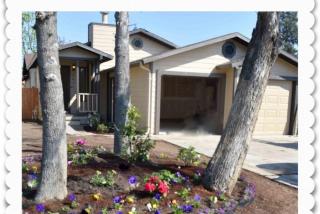 1616 Regina St, Visalia, CA 93292-2305