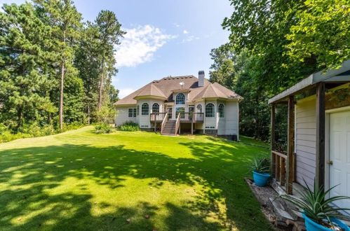 1132 Mccoy Dr, Conyers GA  30094 exterior