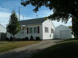 2647 Morton Dr, Springfield, OH 45505-2738
