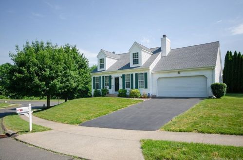 12 Morning Glory Dr, Middletown, CT 06457-1777