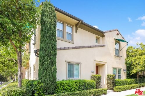 154 Pathway, Irvine CA  92618-8846 exterior