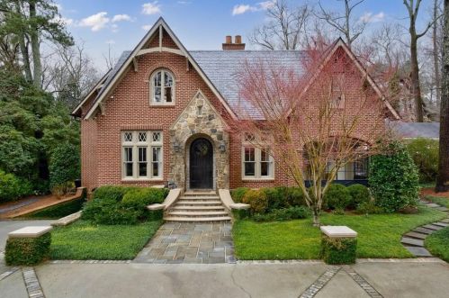4324 Club Dr, Atlanta, GA 30319-1120
