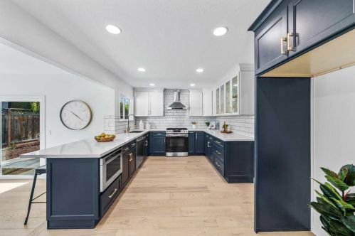 1335 Dunnock Way, Sunnyvale CA  94087-3441 exterior