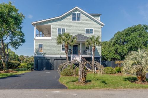 2307 Palm Blvd, Isle Of Palms SC  29451-2351 exterior