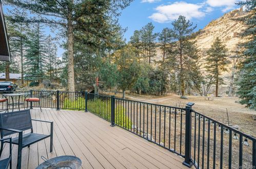 14 U Bar U Ln, Bellvue CO  80512-9425 exterior