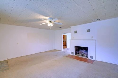 1300 August Dr, Austin TX  78753-2909 exterior