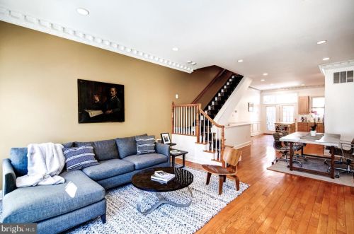 423 16th St, Philadelphia, PA 19146-1657
