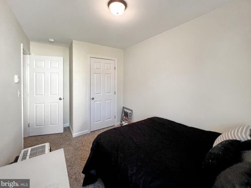 37 Talcon Ct, Charles Town WV  25414-5800 exterior