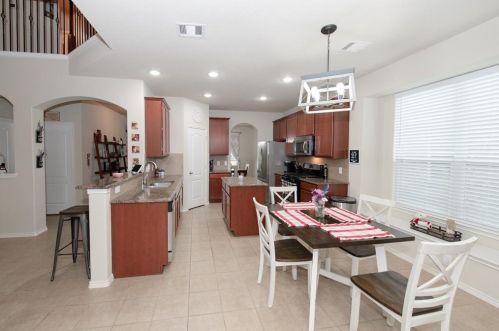 5302 Jay Thrush Dr, Richmond TX 77407-4011 exterior