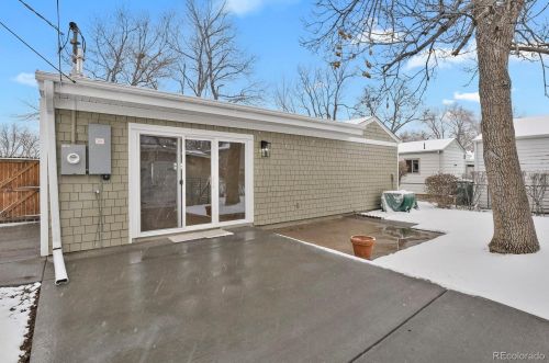 1884 Elm St, Denver CO  80222-4440 exterior