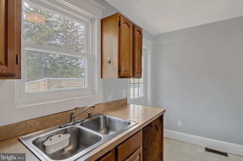 640 Dallas St, York PA 17403-2845 exterior