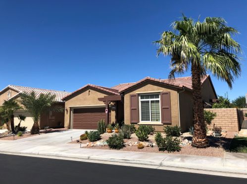 2618 Desert Breeze Way, Palm Springs, CA 92262-8801