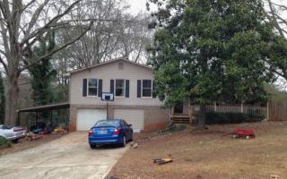 1042 Duke Dr, Conyers, GA 30013-2938