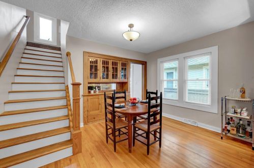 1383 Juliet Ave, Saint Paul MN  55105-2502 exterior