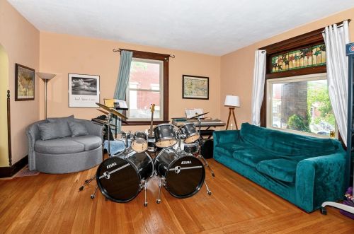 342 Ada St, Cincinnati OH 45219-1102 exterior