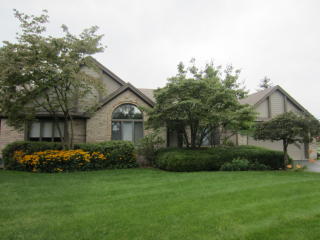 6933 Milrose Ln, Toledo, OH 43617-1200