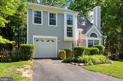 12497 Sulky Ct, Woodbridge, VA 22192-6217