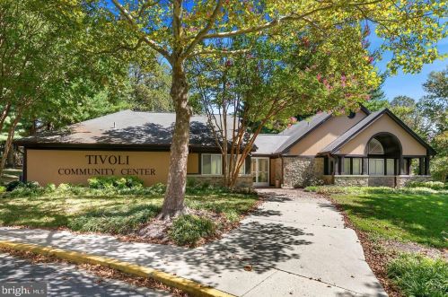 1455 Casino Cir, Silver Spring MD 20906-5911 exterior