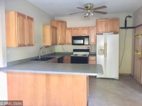 101 4th St, Goodhue, MN 55027-8902