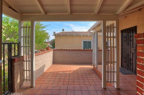 1205 Cleveland Rd, Glendale CA  91202-2602 exterior