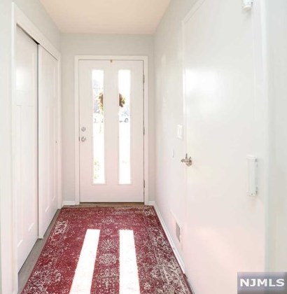 68 Alana Dr, Paterson, NJ 07506-3400