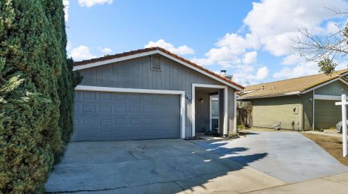 3817 Emperor Ln, Modesto, CA 95356-2206