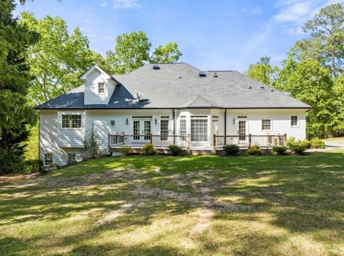 3152 Tanyard Branch Rd, Gainesville, GA 30506-1634