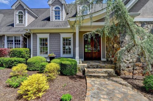44 Sunrise Ct, Dawsonville, GA 30534-6979
