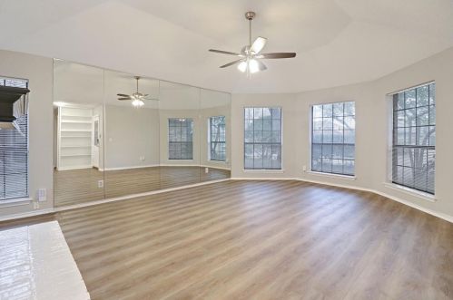 14824 Sopras Cir, Addison TX  75001-4411 exterior