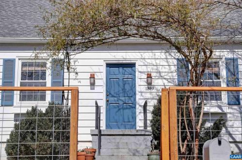 1319 Willow Dr, Charlottesville, VA 22902-4943