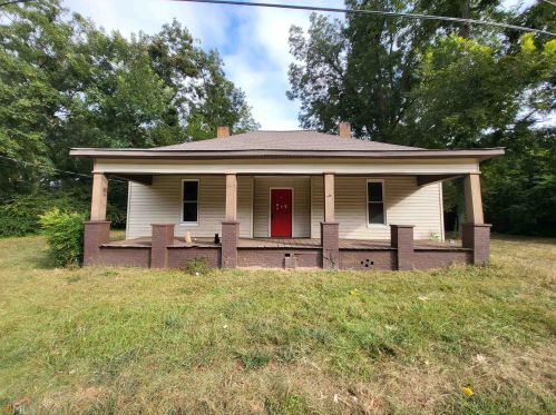 69 Mcdonough St, Hampton, GA 30228-2143