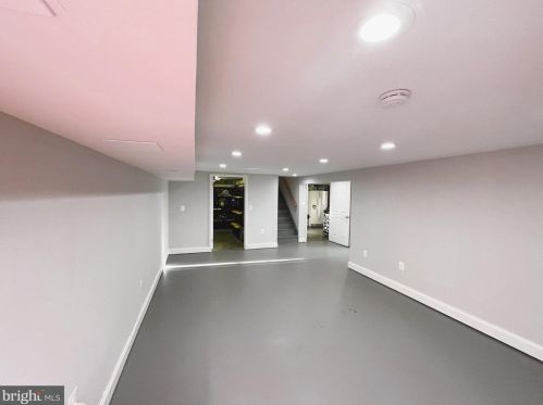 8514 Myersville Rd, Middletown MD  21769-8617 exterior